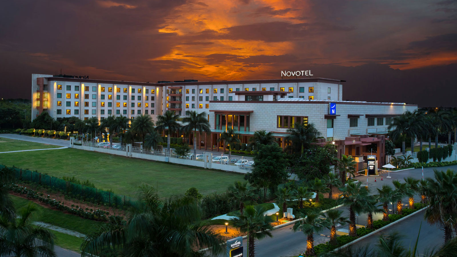 GMR 5 Star Accommodation - Novotel